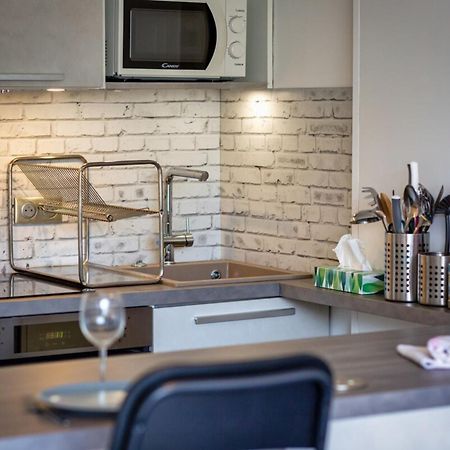 Olivia Studio Avec Place De Parking รูออง ภายนอก รูปภาพ